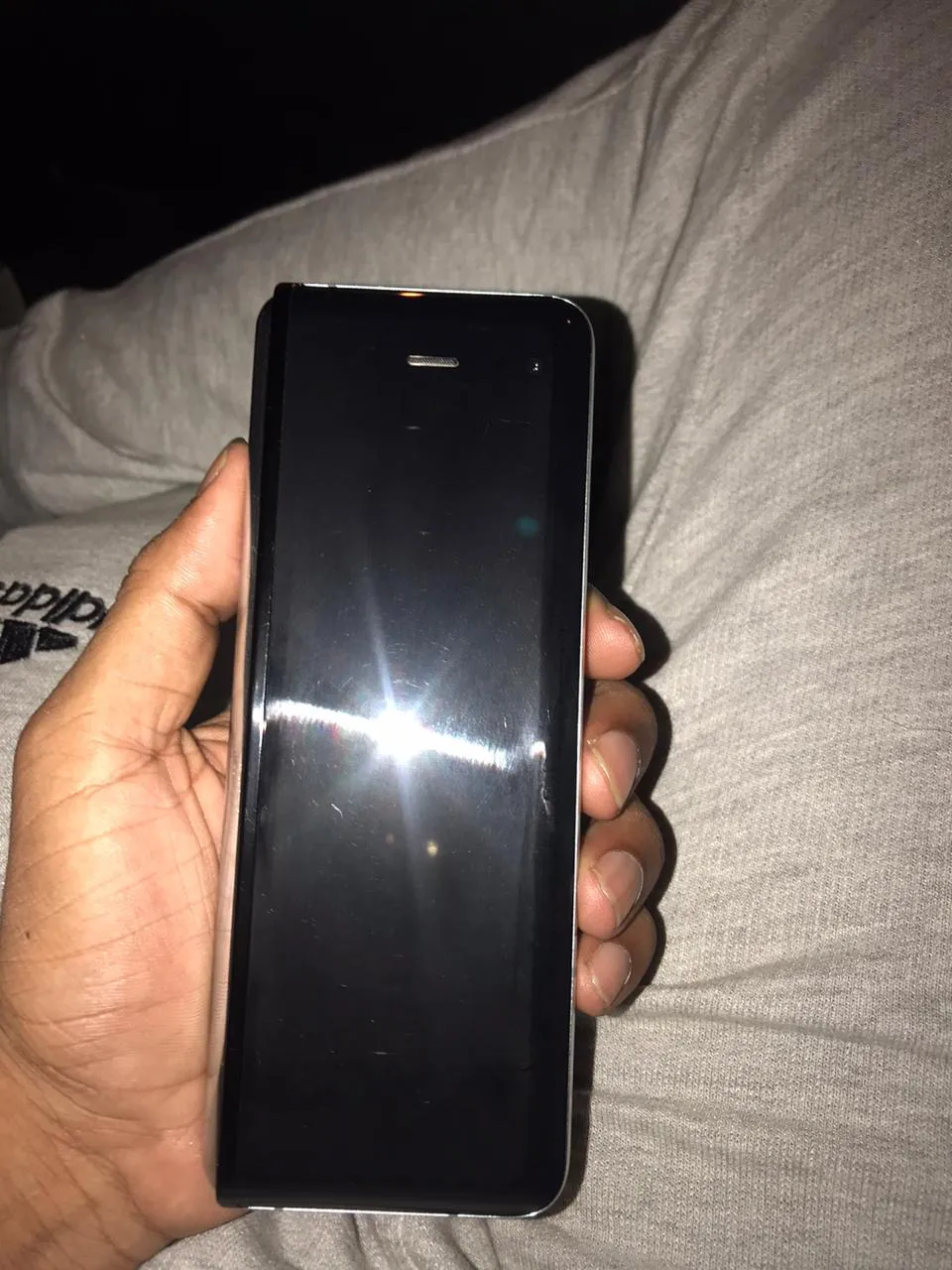 samsung galaxy fold  - photo 2