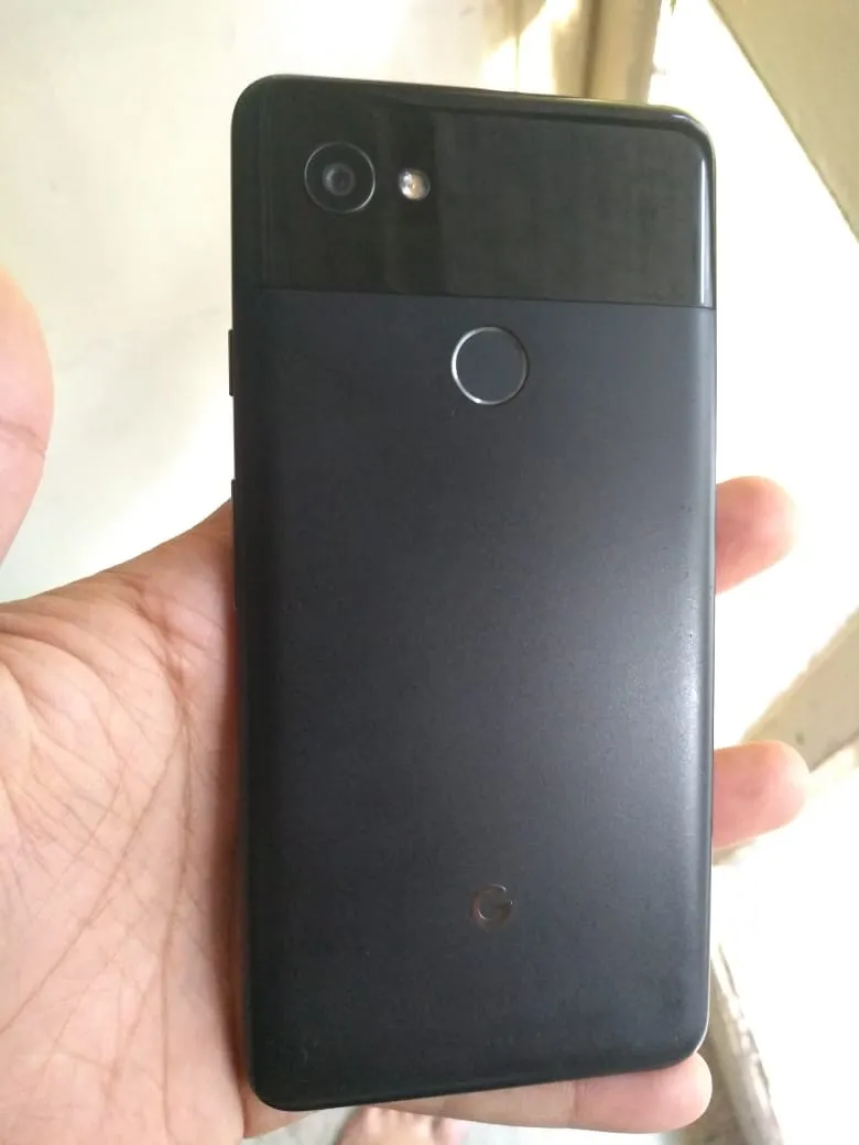 Google pixel 2 xl - photo 2