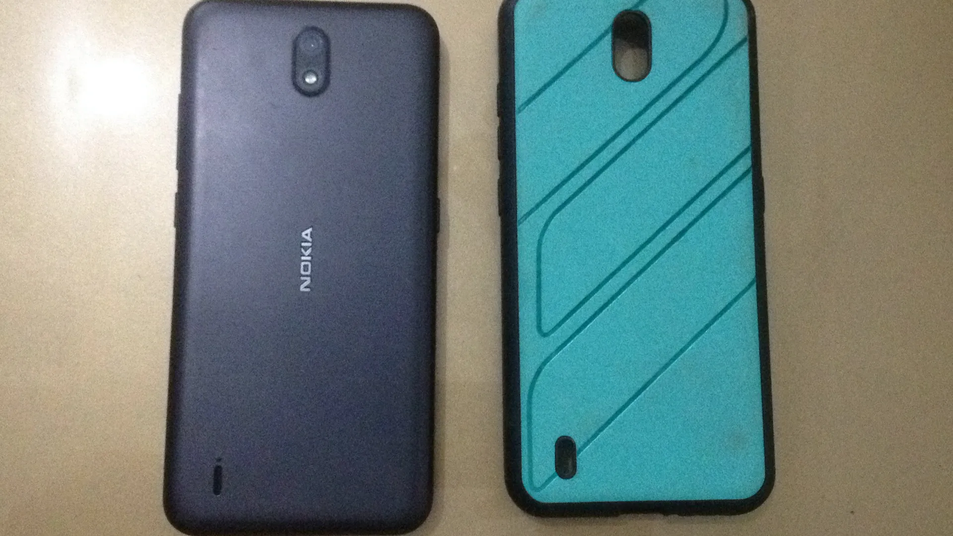Nokia C 1 - photo 1