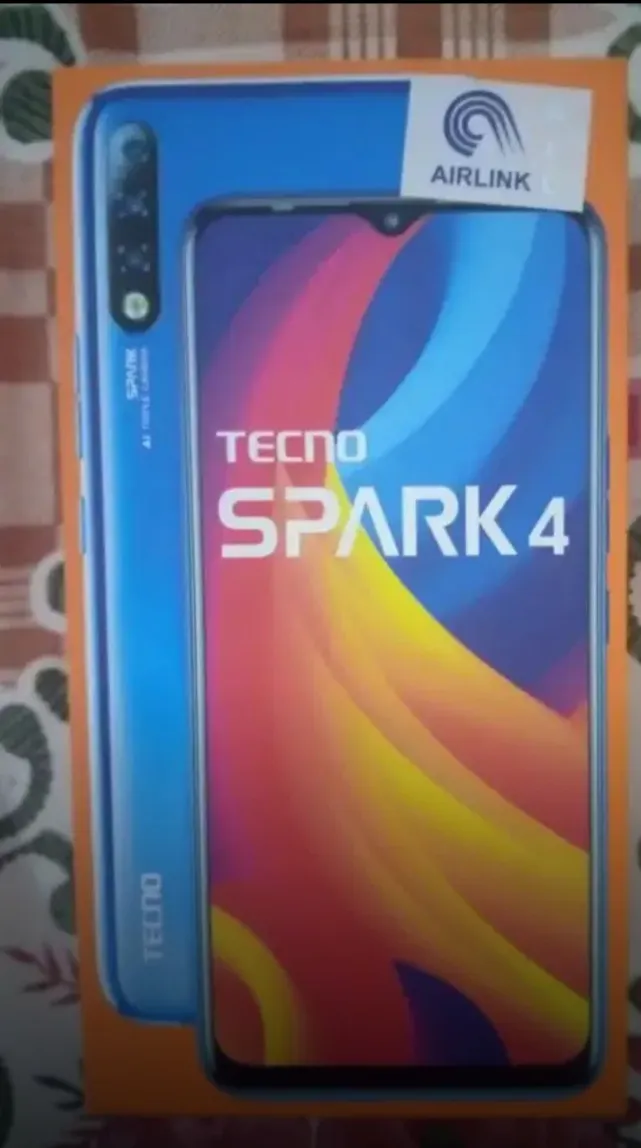 Techno Spark 4 - photo 1