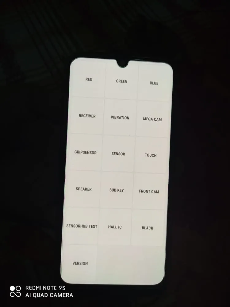 Samsung Galaxy A50 - photo 2