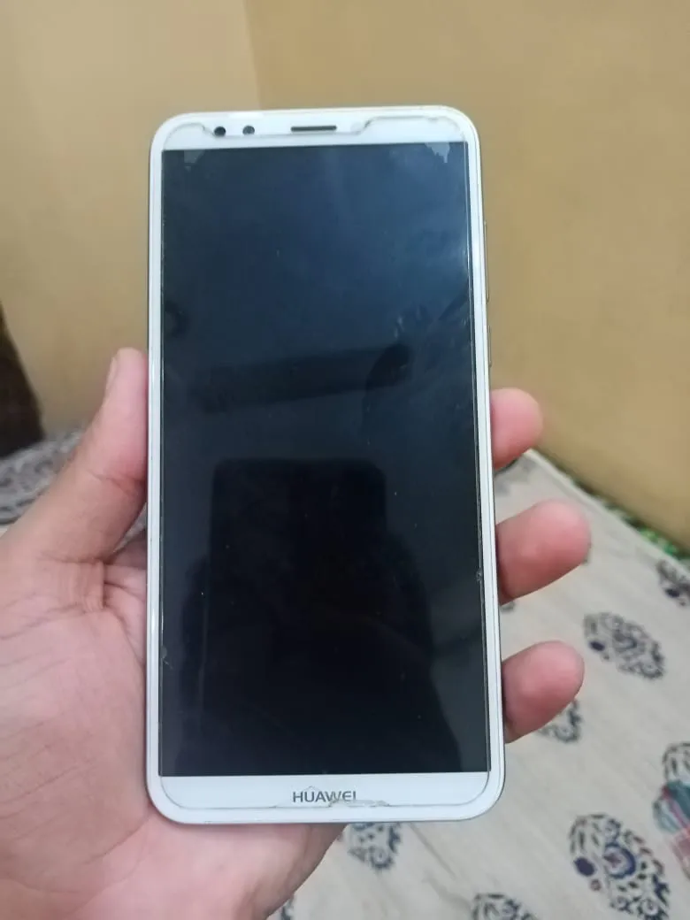 Huawei y7 prime - photo 1