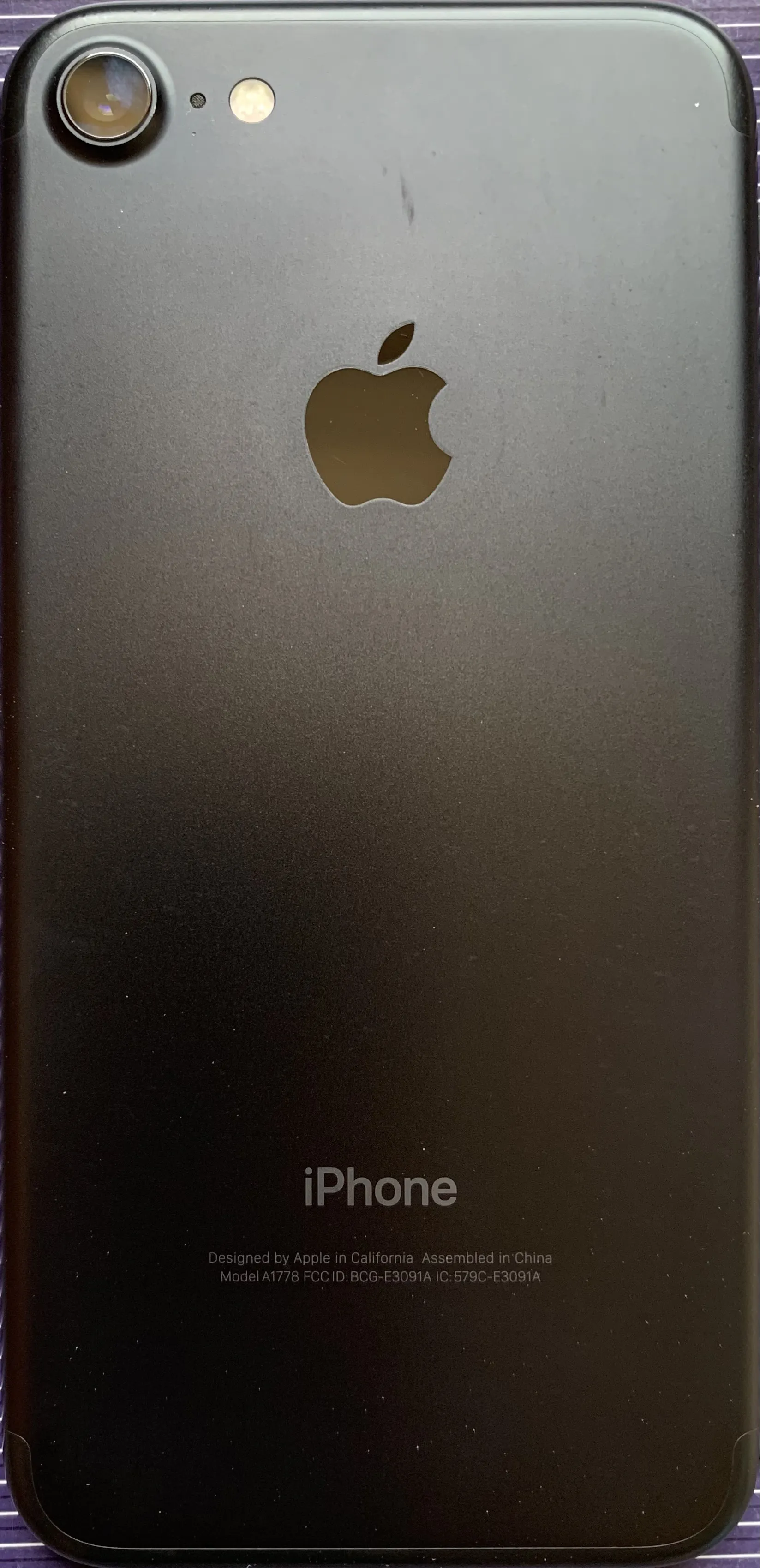 Iphone 7 - photo 1