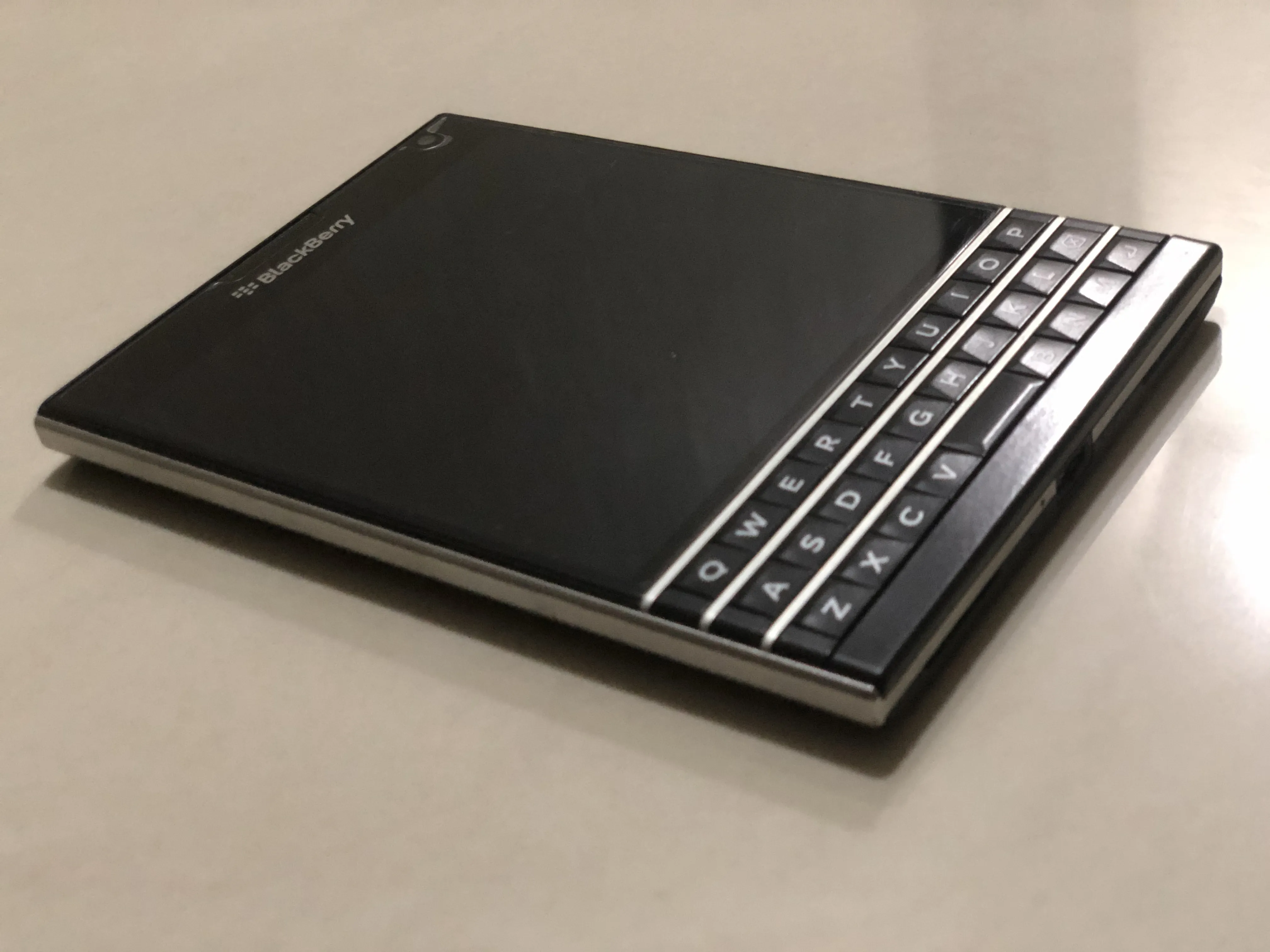 Blackberry Passport - photo 1