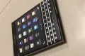 Blackberry Passport - Photos