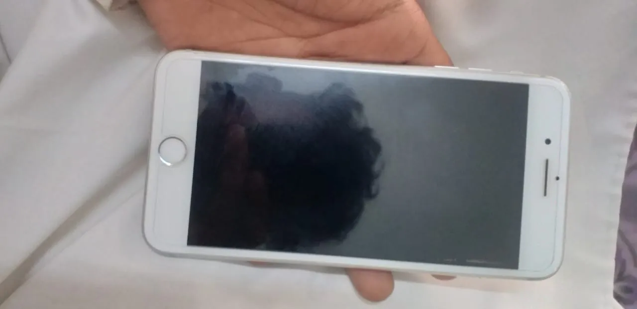 iPhone 8 plus white 64GB - photo 3