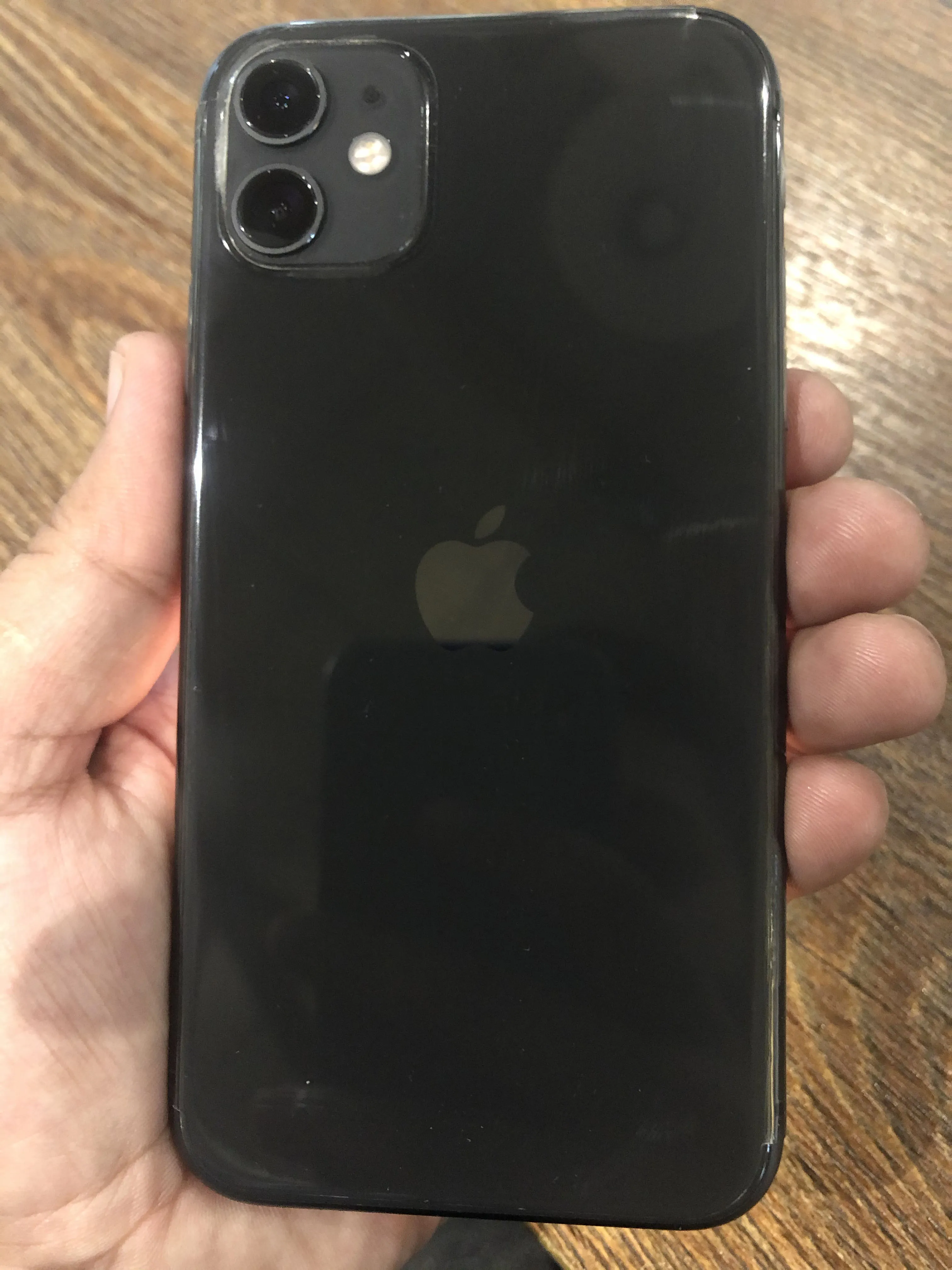IPhone 11 64 GB - photo 1