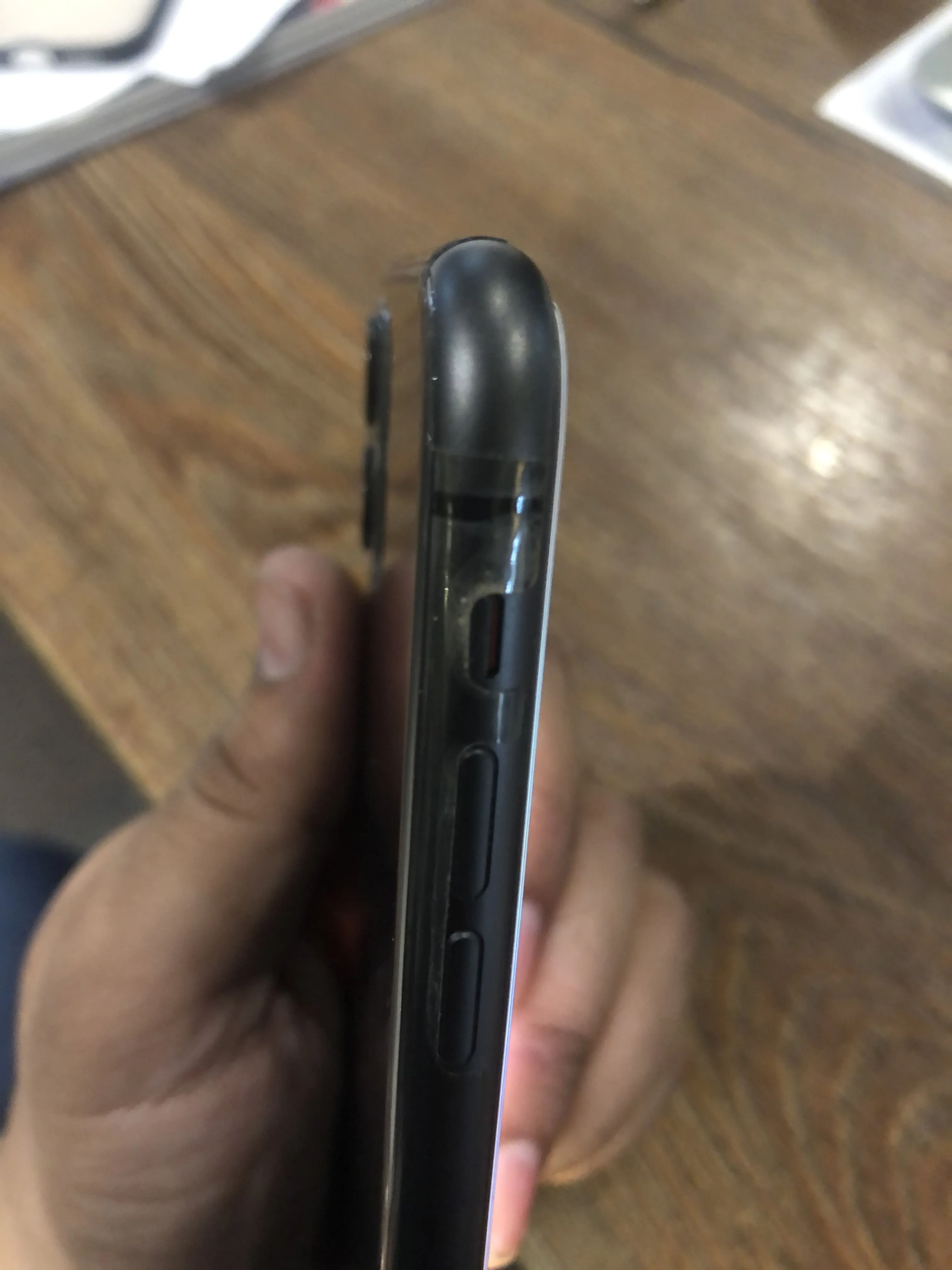 IPhone 11 64 GB - photo 2