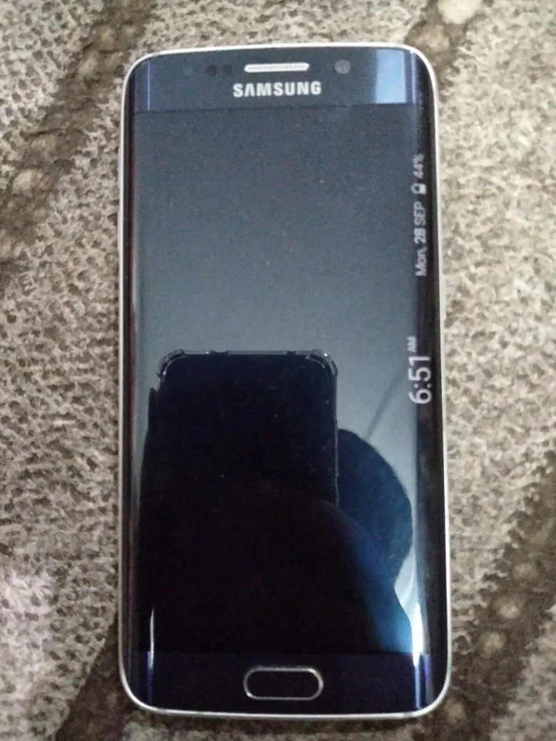 S6 edge - photo 1