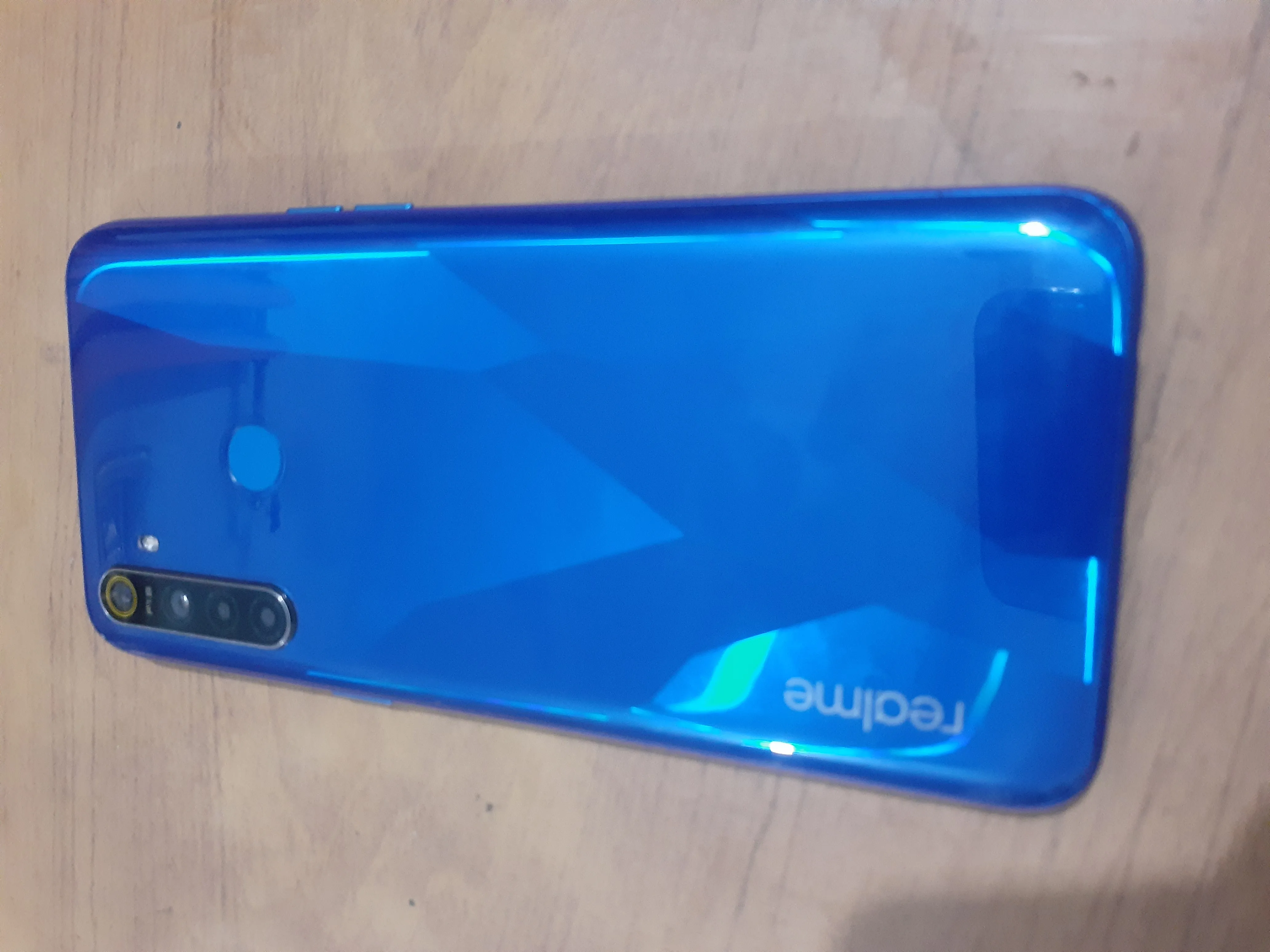 sell phone Realme 5 - photo 3