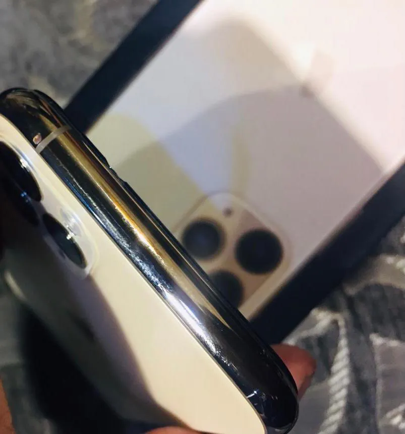 Original Apple iPhone 11 pro 64GB - photo 3