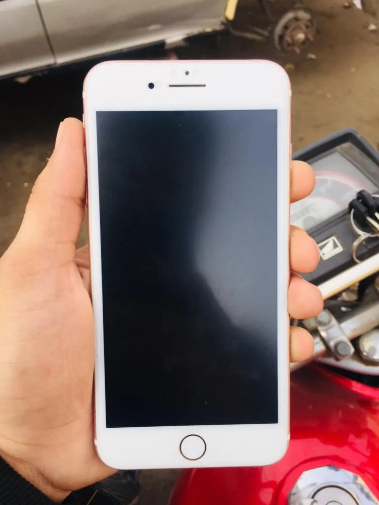 I phone 7plus 128GB for sale - photo 2