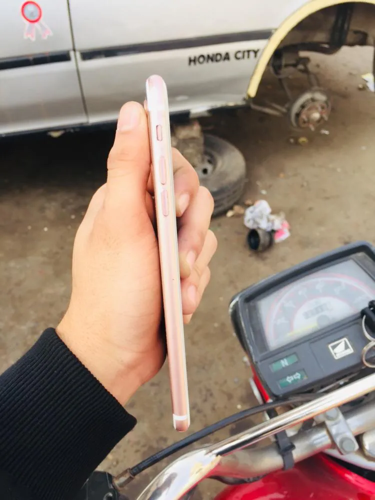 I phone 7plus 128GB for sale - photo 3