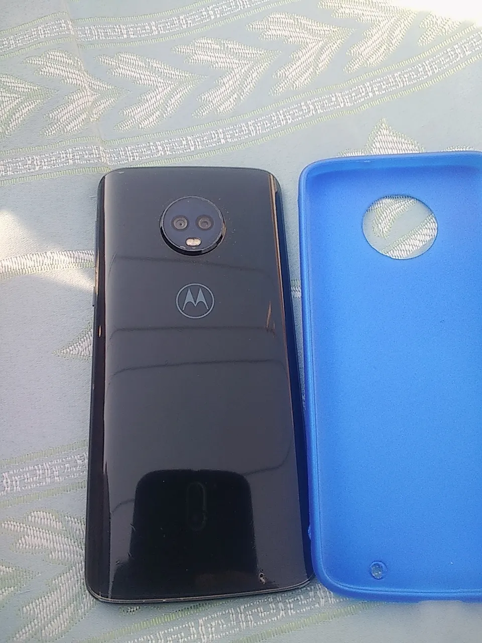 Moto 6th gen plus 4GB Ram/64 ROM - photo 1