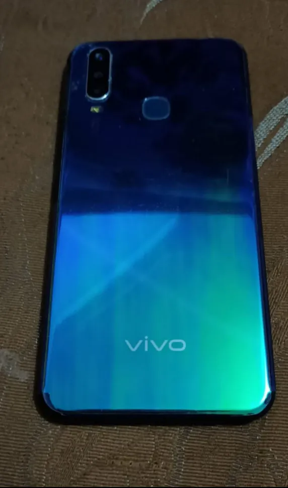 Vivo Y17 - photo 2