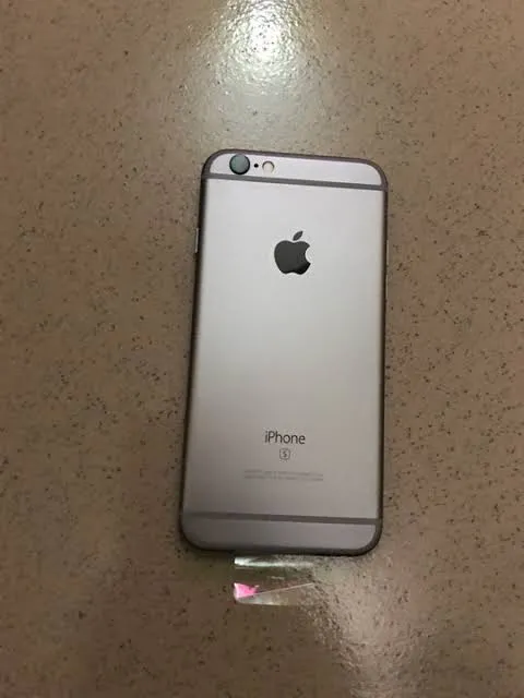 iPhone 6s Grey 32GB - photo 2