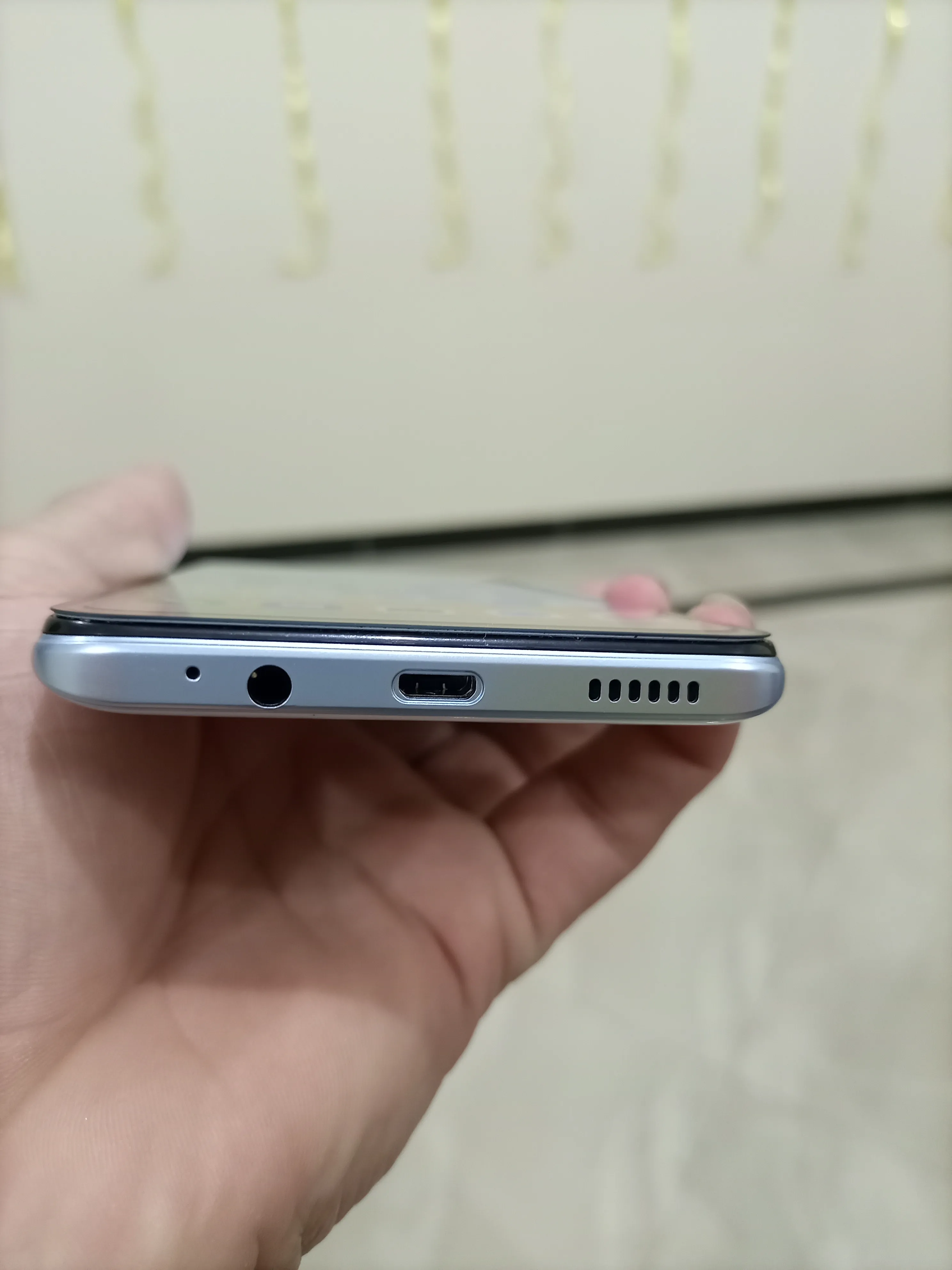 New Tecno Camon 16 SE (Cloud White) - photo 3