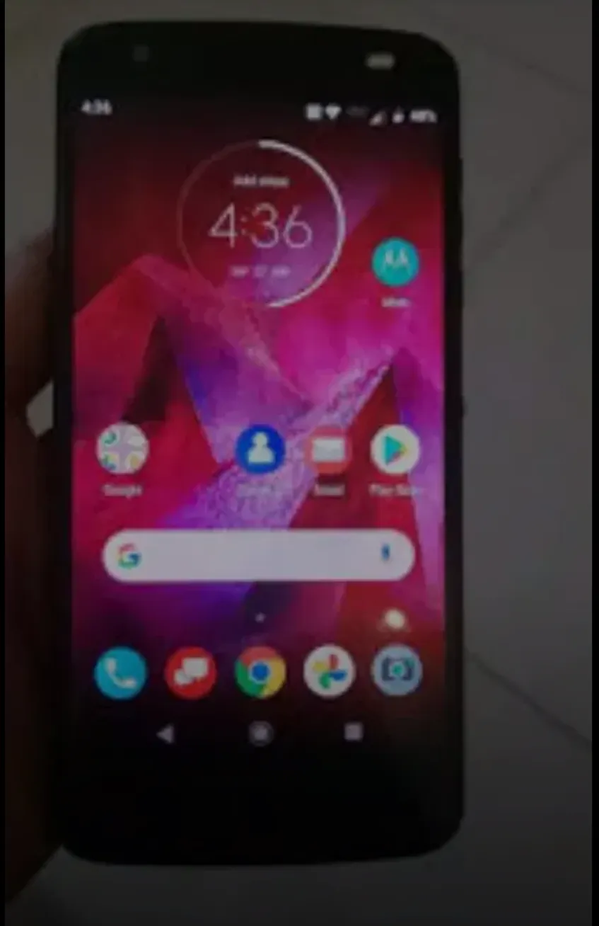 Motorola z2 force - photo 1