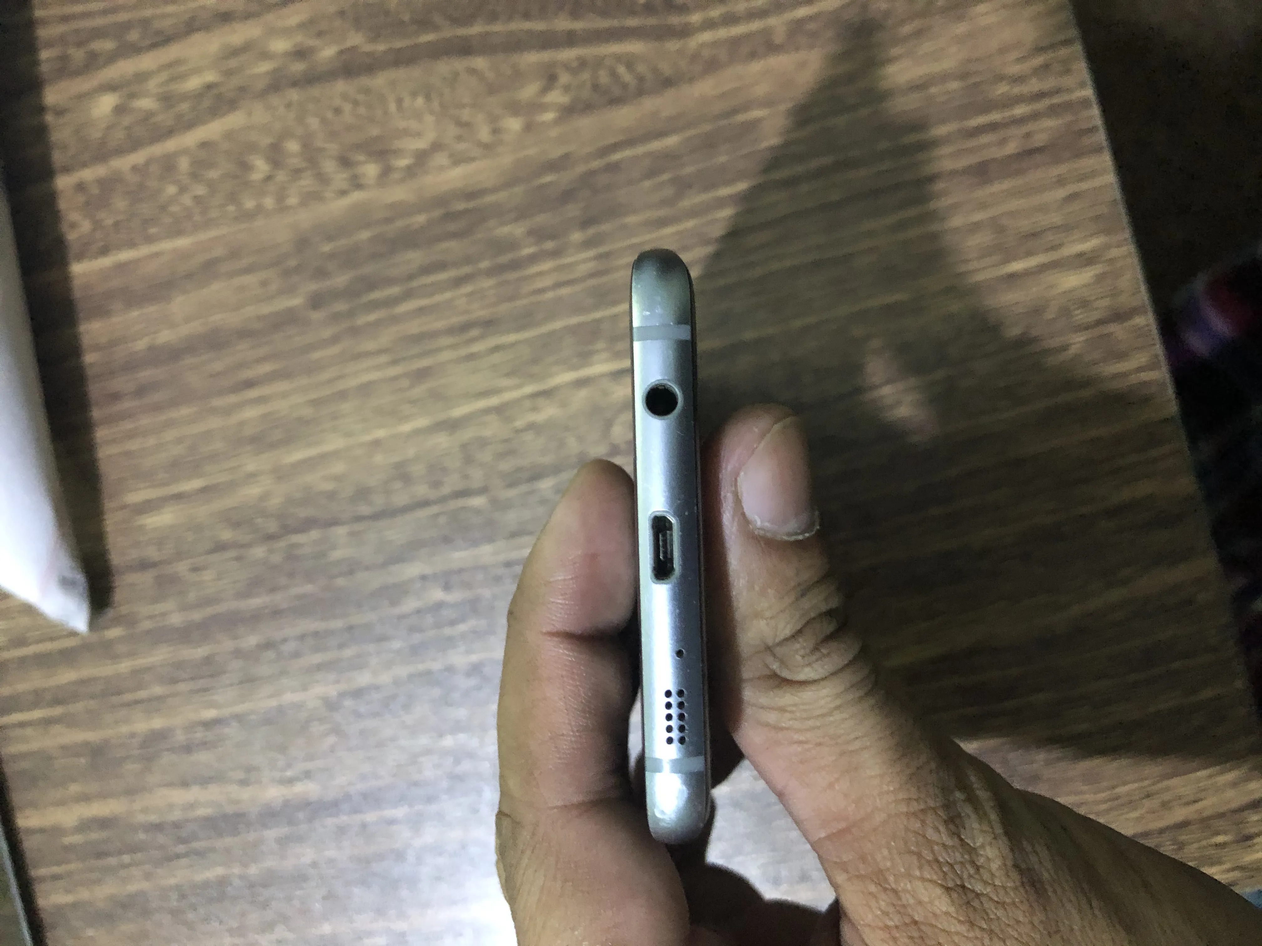 Samsung Galaxy S7 Edge - photo 3