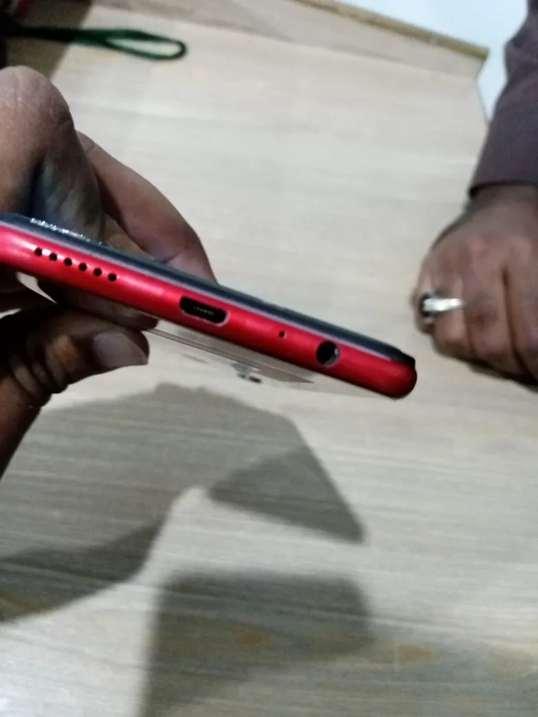 oppo f7 in good condition - photo 2