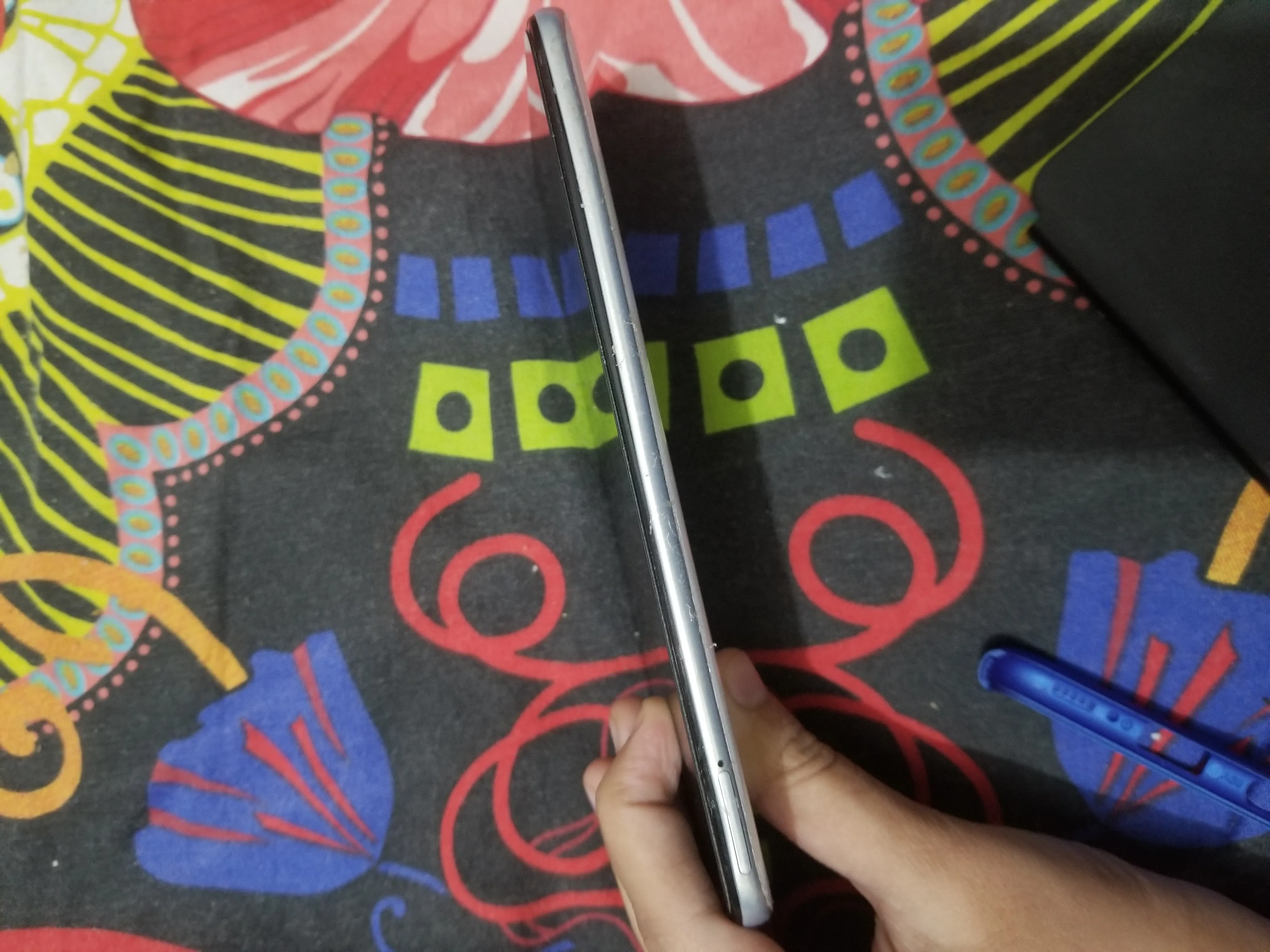 Samsung A30 in mint condition - photo 2