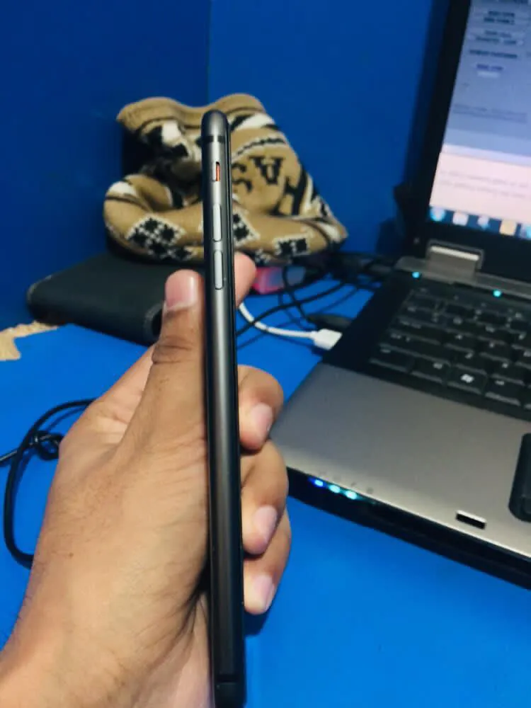 Iphone 8 Plus - photo 1