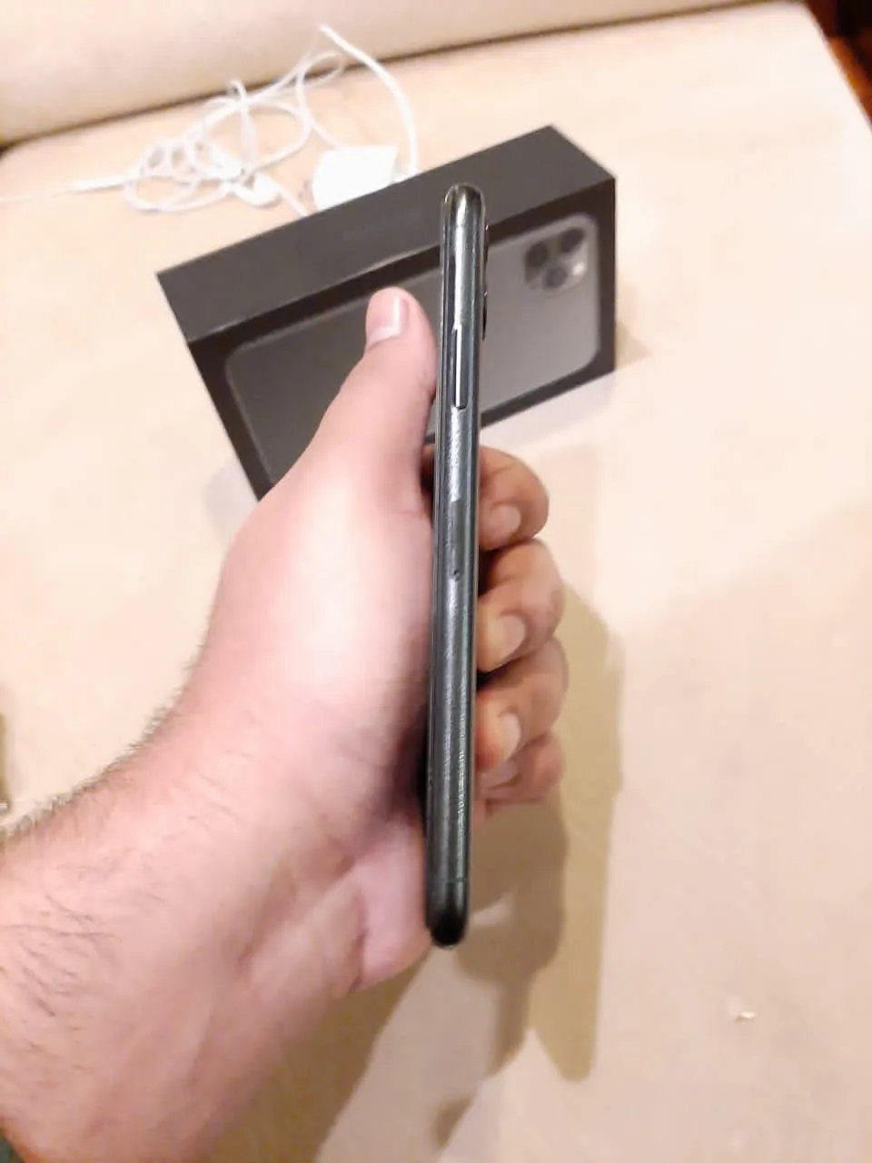 Iphone 11 pro max 64gb - photo 1