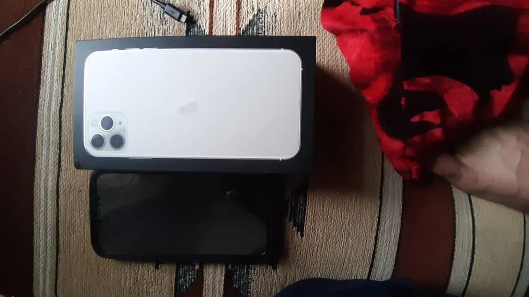 Iphone 11 pro max 256 gb PTA approved - photo 1