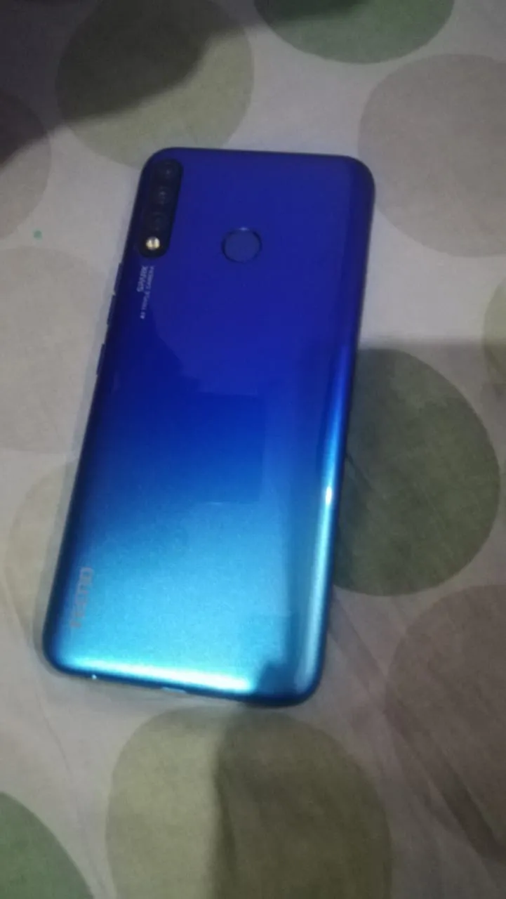 TECNO SPARK 4 3/32 GB Complete box with original charger and handfree - photo 1