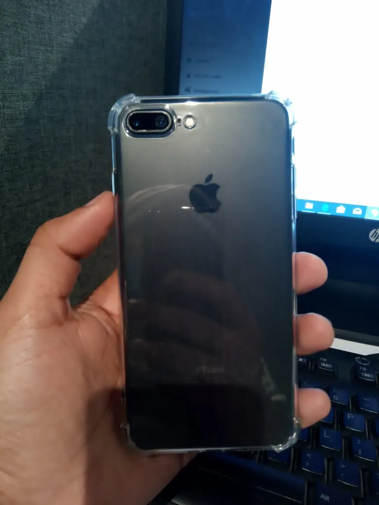 iPhone 7 PLUS 32 GB - photo 2