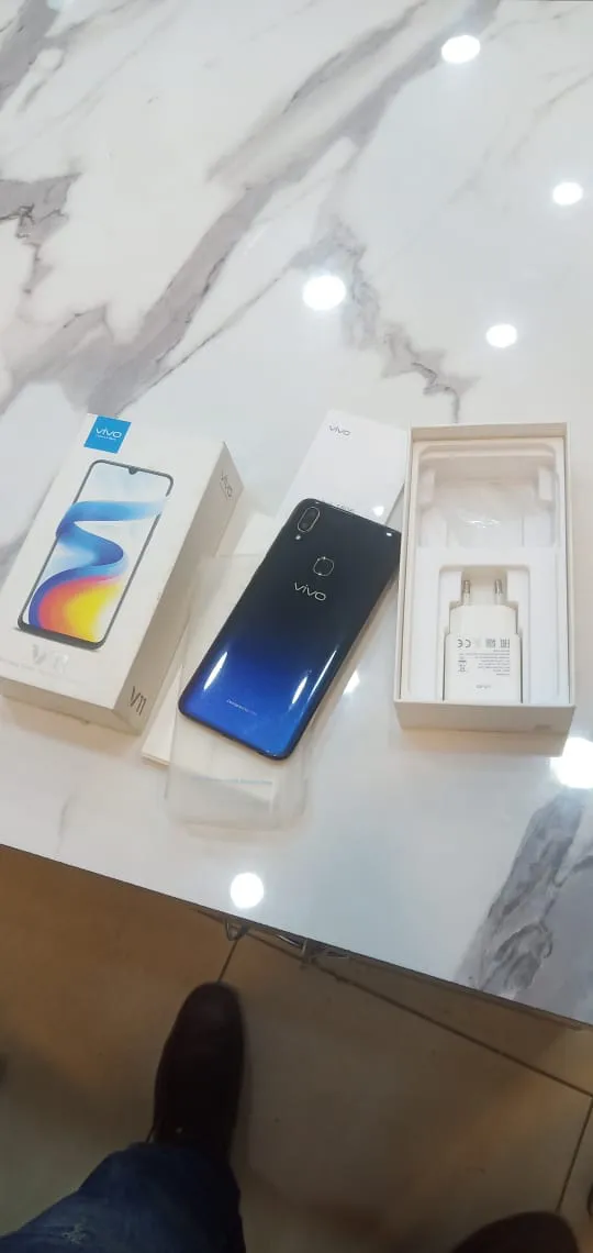 Vivo v11 - photo 1