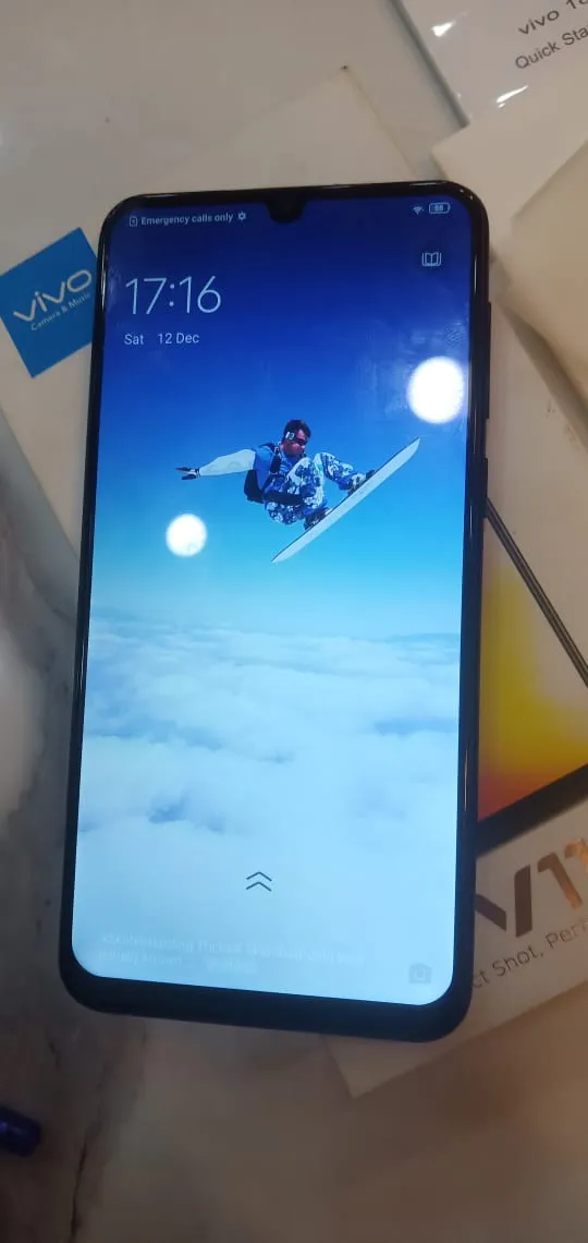Vivo v11 - photo 2