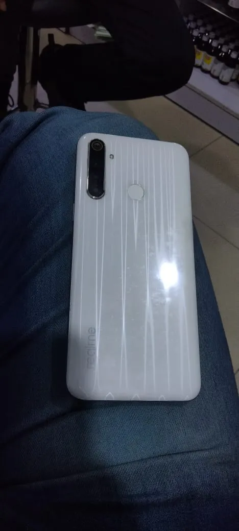 Realme 6i - photo 3