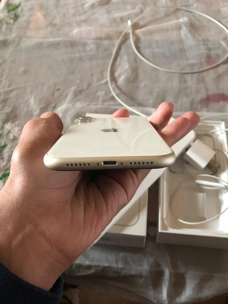 Apple Iphone 11 - photo 2