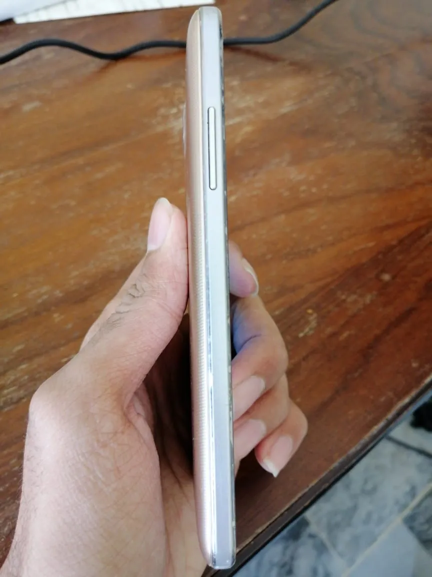 Samsung grand prime plus - photo 3
