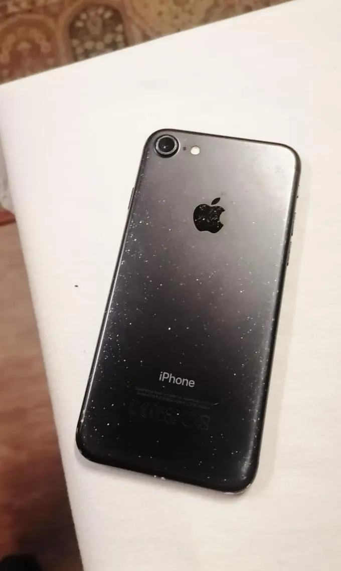 Iphone 7 - photo 1