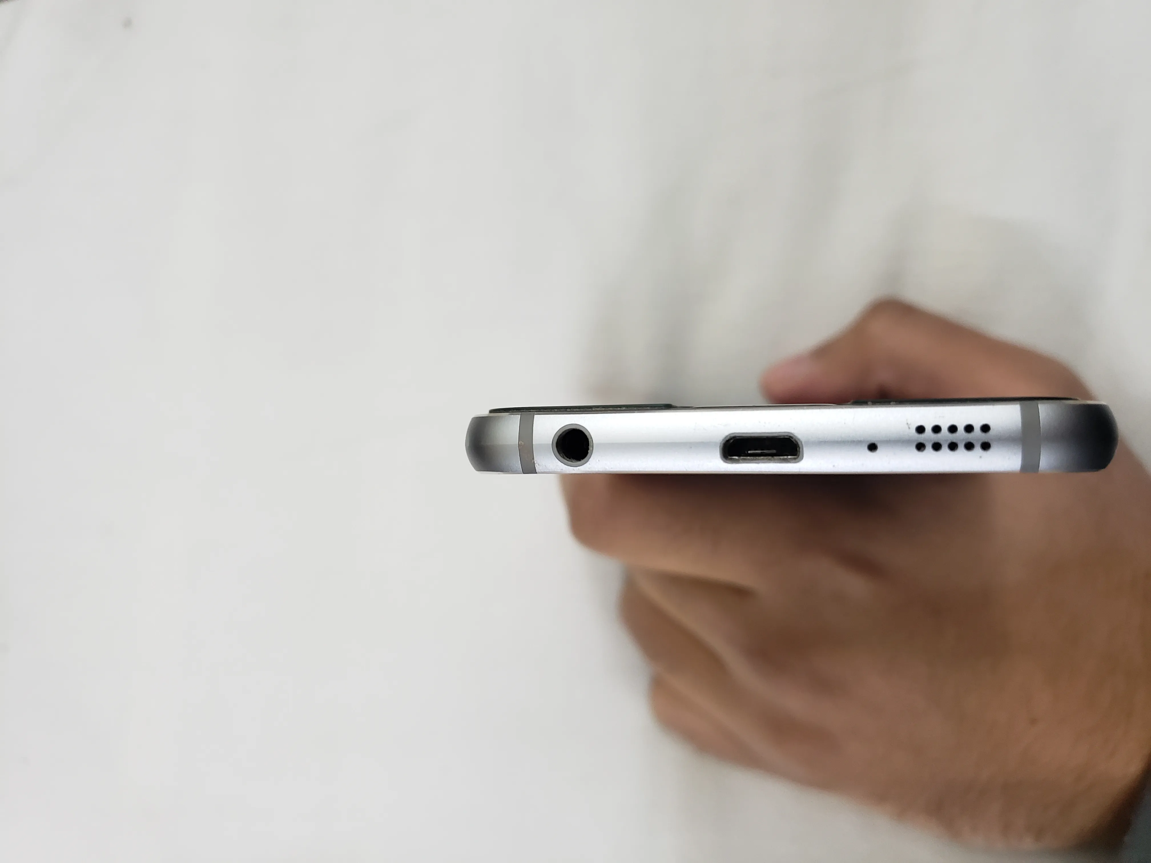 Samsung Galaxy S6 - photo 2