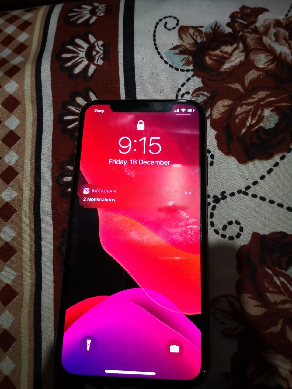 Iphone XS Golden - photo 1