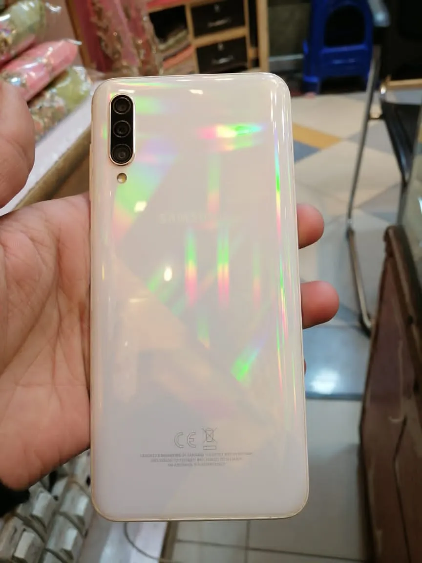 Samsung Galaxy A30s - photo 1