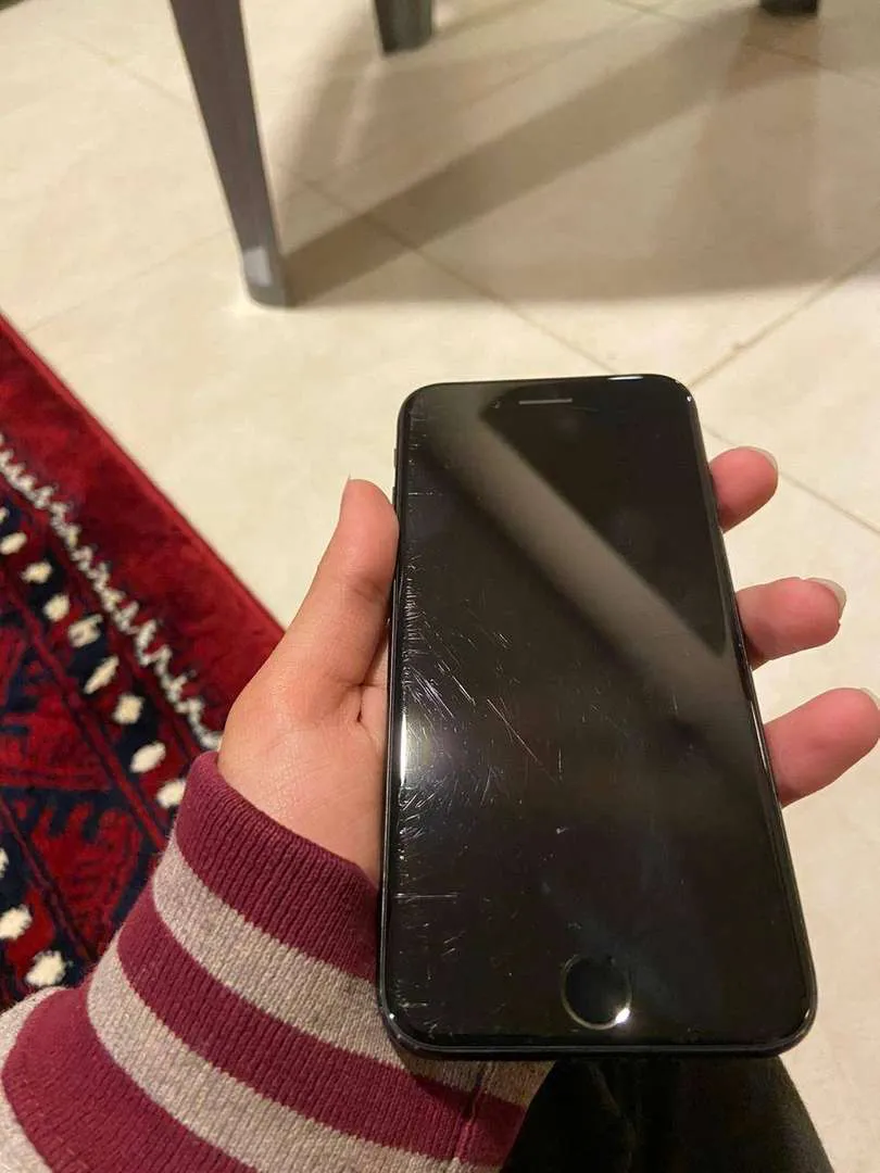 iPhone 7 32 GB - photo 2