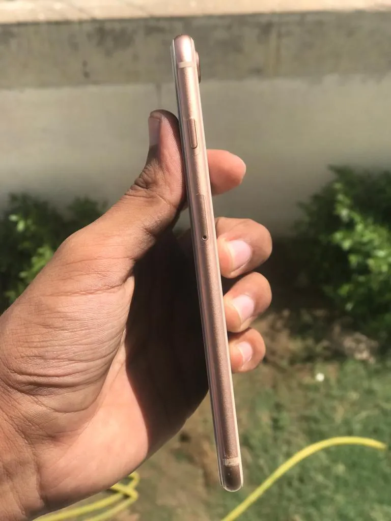 Iphone 8 plus - photo 1