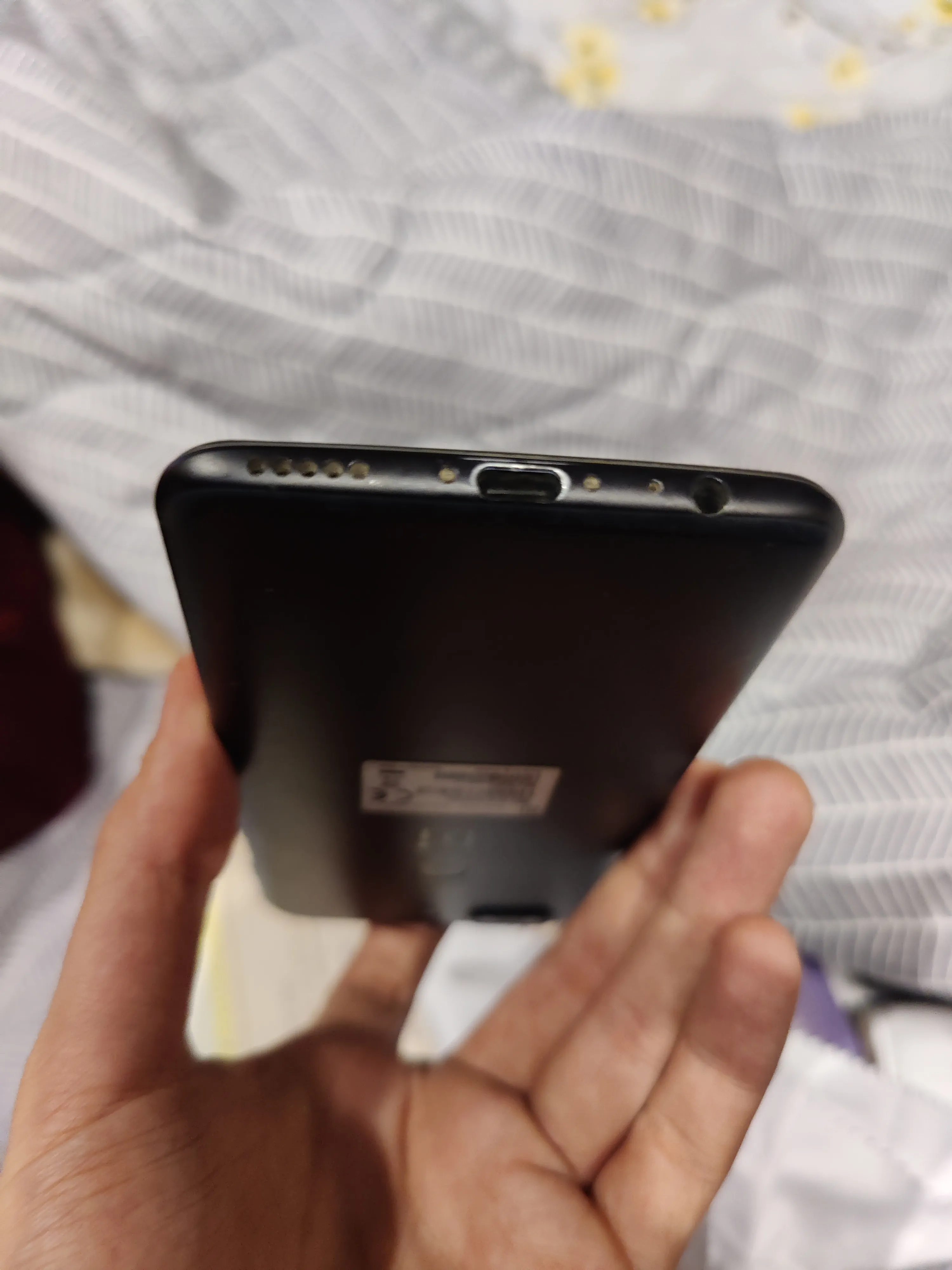 One Plus 5T with original Spigen Cover - photo 3