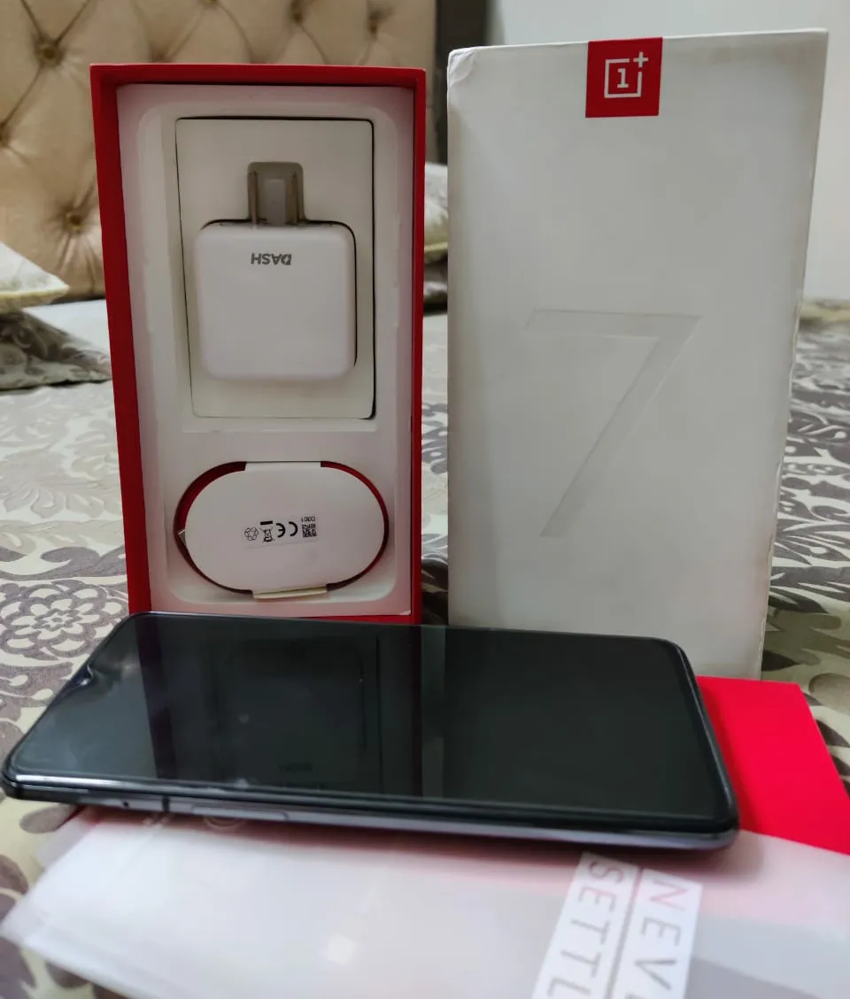 Oneplus 7 (12gb and 256gb rom) - photo 1