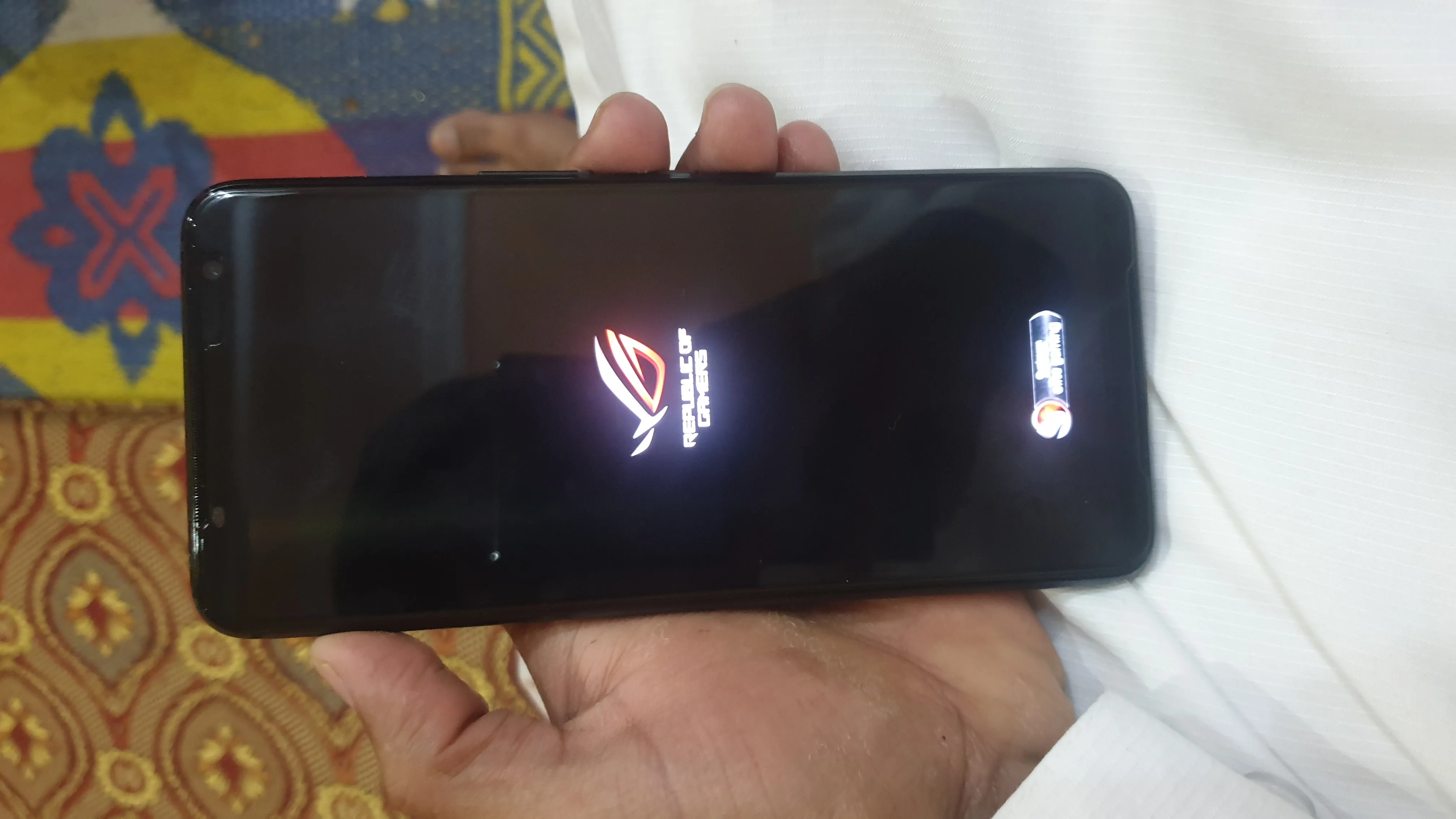 ASUS ROG PHONE 3 GAMING PHONE - photo 2