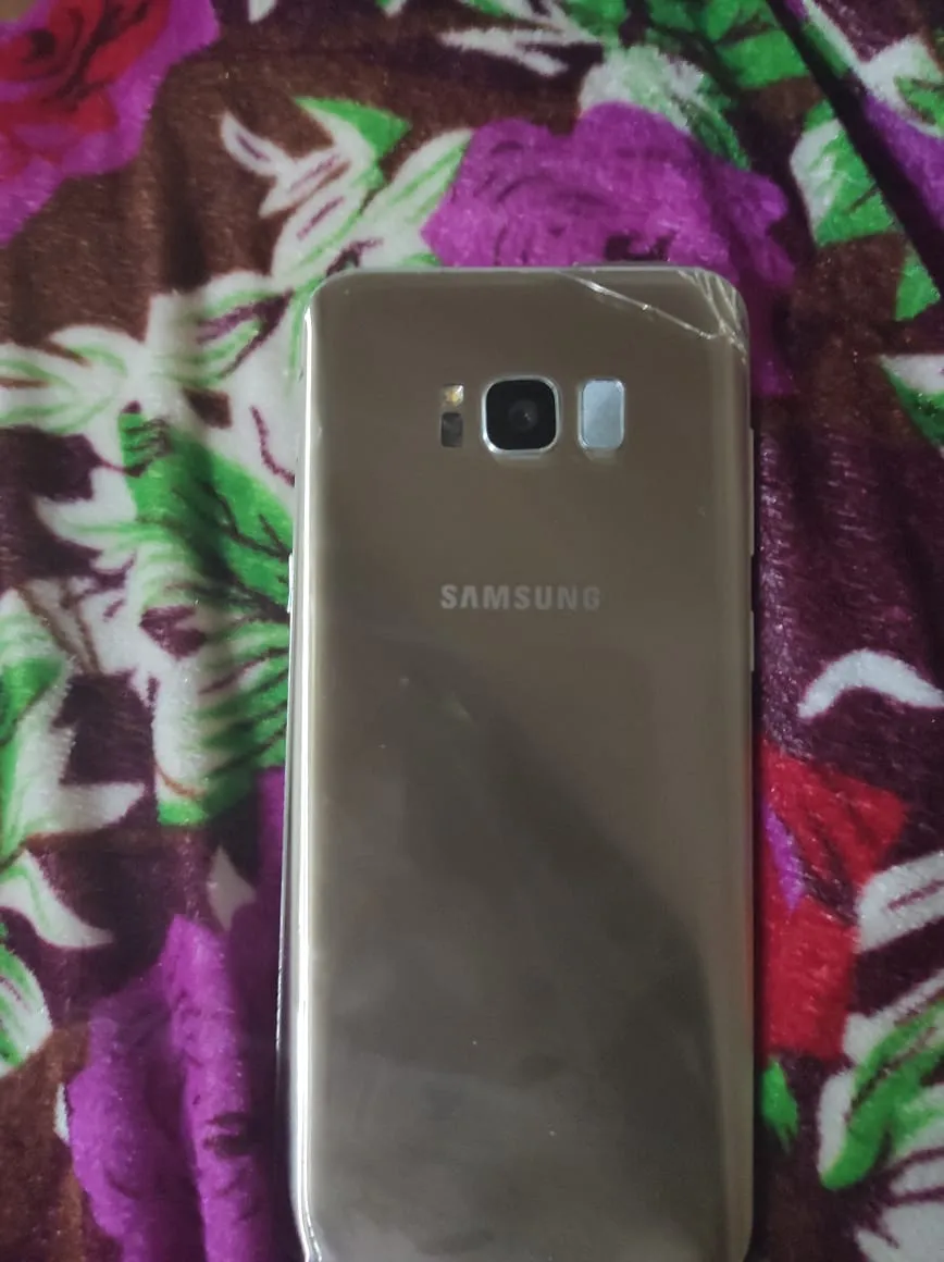 S8 plua dual sim small dot exchange possible - photo 3