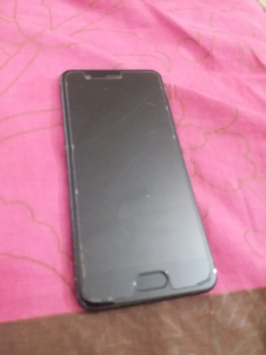 Huawei P10 good condition 7/10 - photo 1