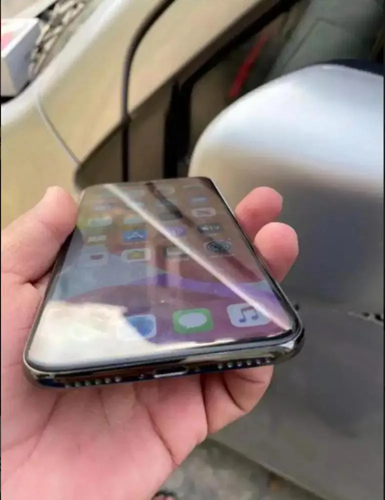 I phone X - photo 3