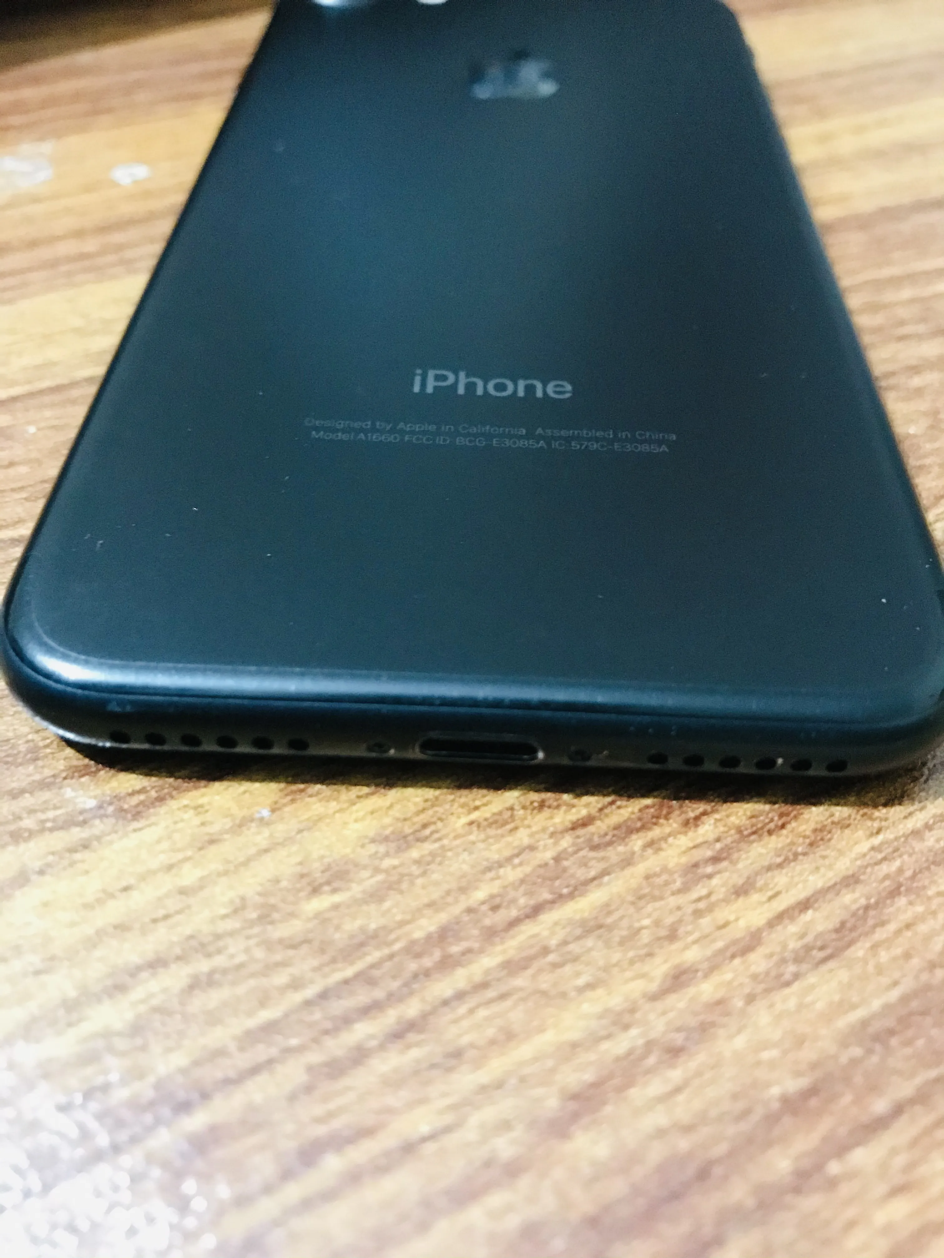 Iphone 7 - photo 1
