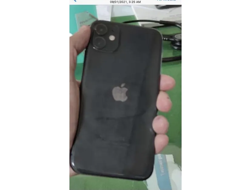 Iphone 11 64Gb black - photo 2