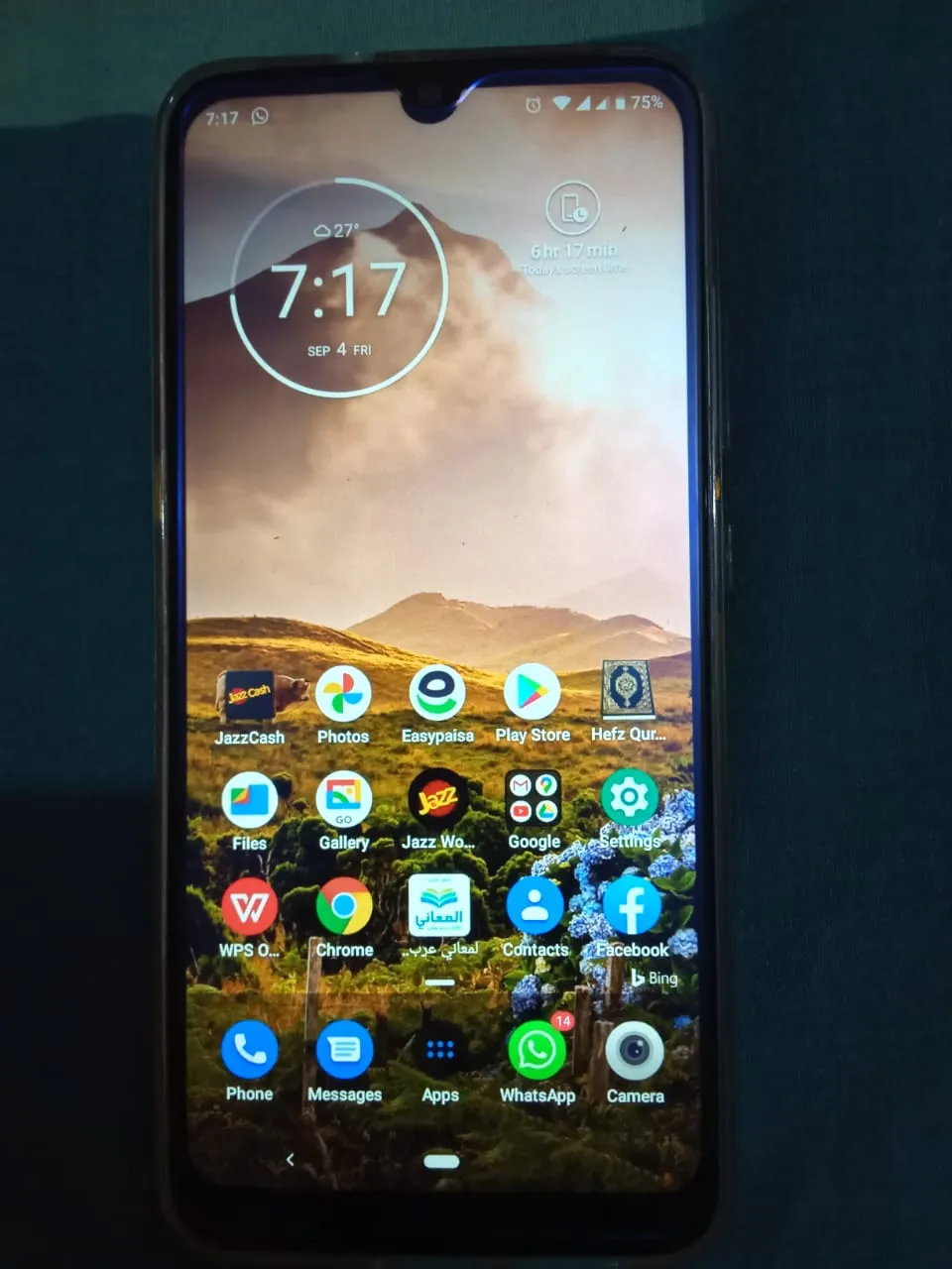 Moto e6 plus - photo 1